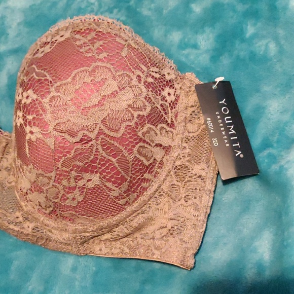 Bra - Picture 2 of 3